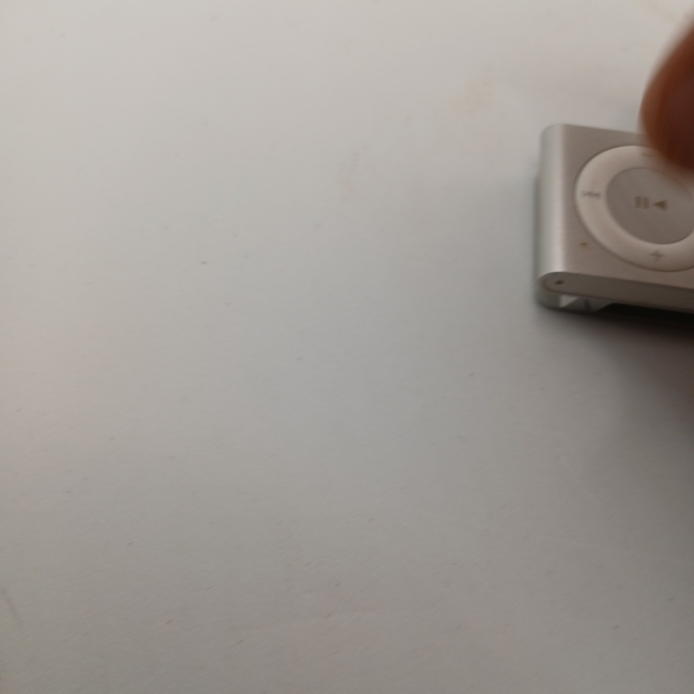 Apple iPod Shuffle 2nd Gen A1204 Silver / Gray -  MP3 Player Vintage  Untested - Picture 4 of 12